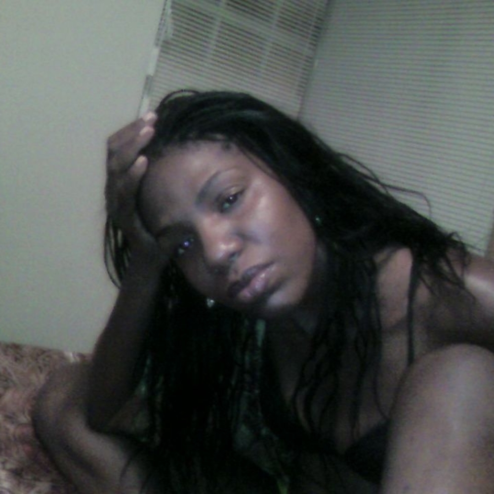 Meet your Posher, Leanna